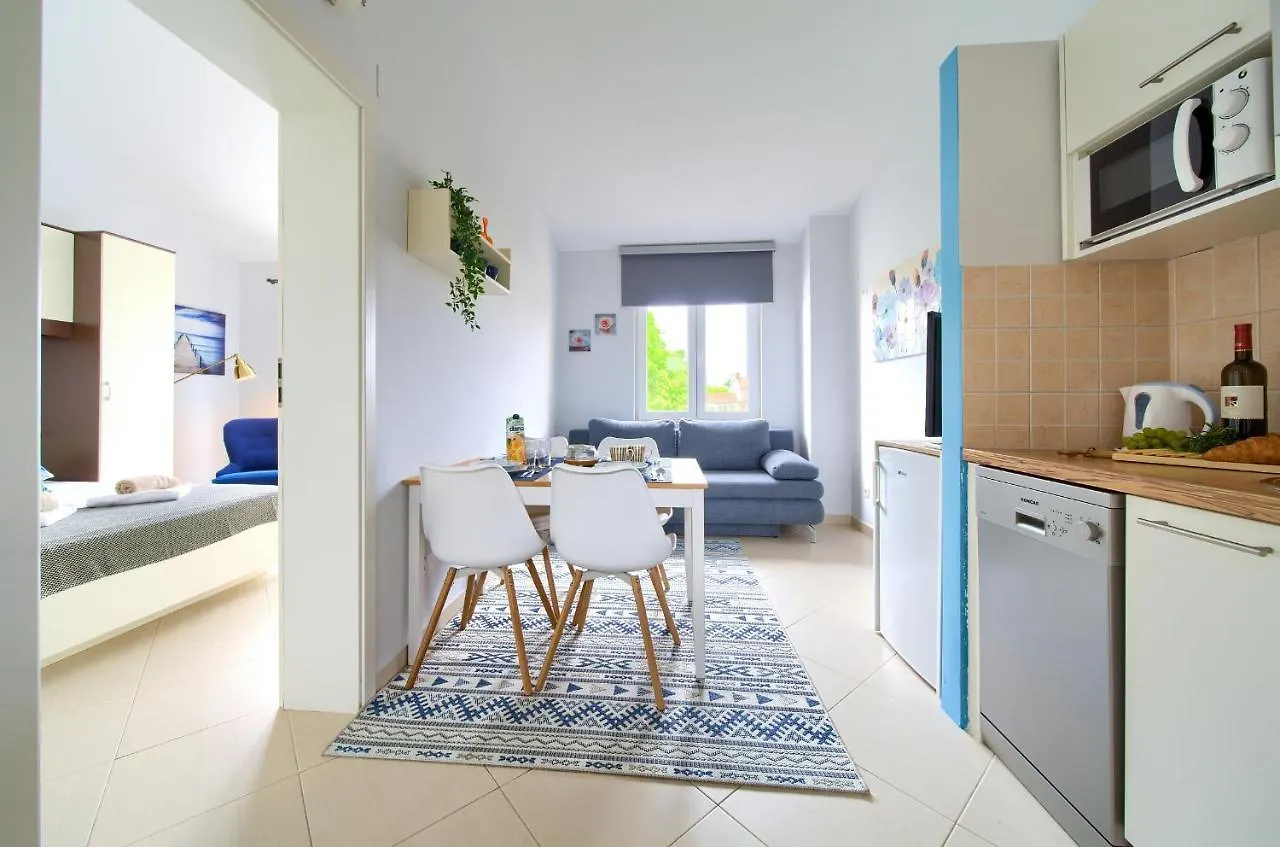 Malinska -Krk Apartment 0*,